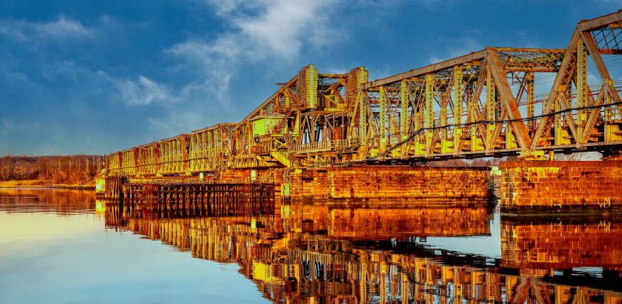 River & Rail: Landing to Old City