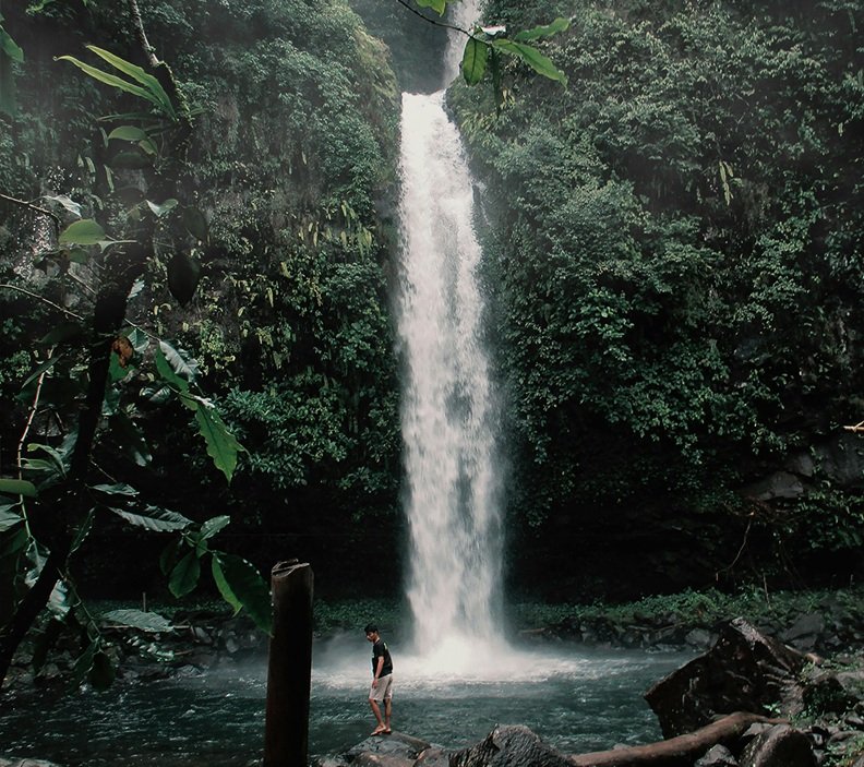 Caves & Waterfalls Explorer